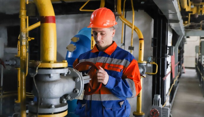 В столице неизвестные обстреляли один из энергообъектов 