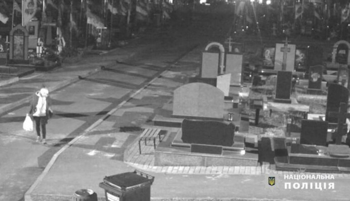 ​Вандалізм на могилі захисника 