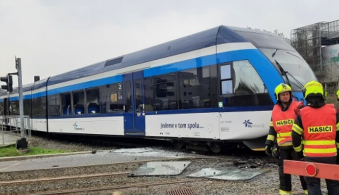 ​В Чехии сошел с рельсов пассажирский поезд