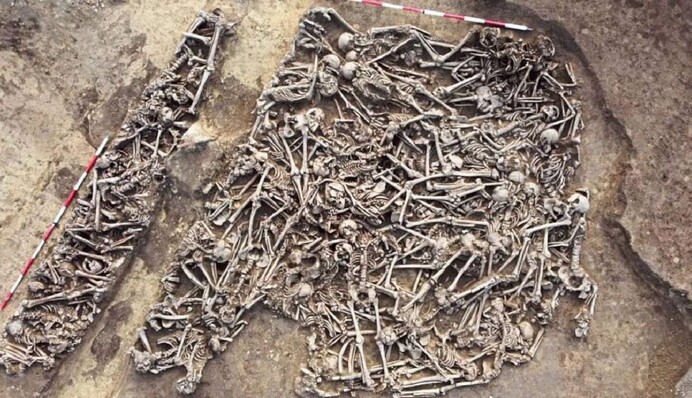 Под футбольным полем в Вене нашли братскую могилу римских солдат