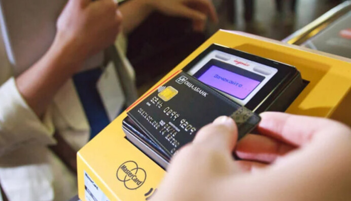 ​У київському метро стався збій з оплатою проїзду