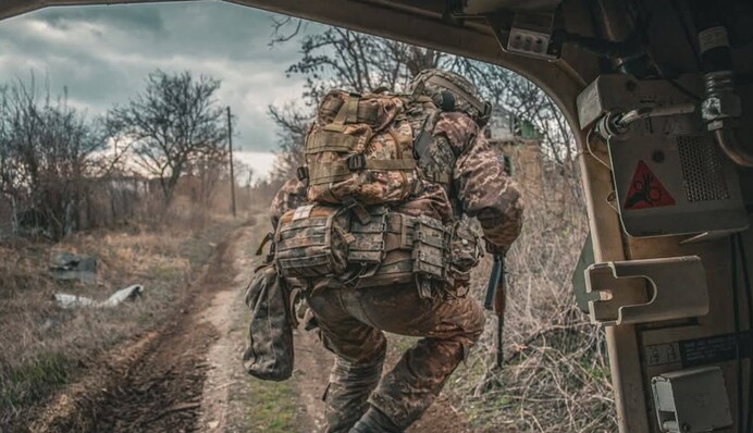 Рада подовжила воєнний стан та мобілізацію в Україні