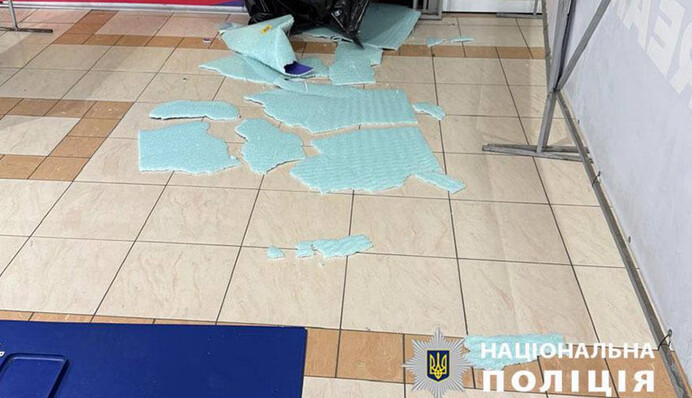 ​Полиция расследует жуткий инцидент с ребенком в киевском ТЦ