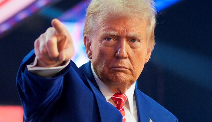 "Якщо одна зі сторін ускладнить процес": Трамп пригрозив виходом США із переговорів