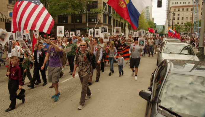 «Пока мы воевали на восточном валу демократии, враг захватил вал западный»: в ВСУ высказались о «Бессмертном полке» в Вашингтоне