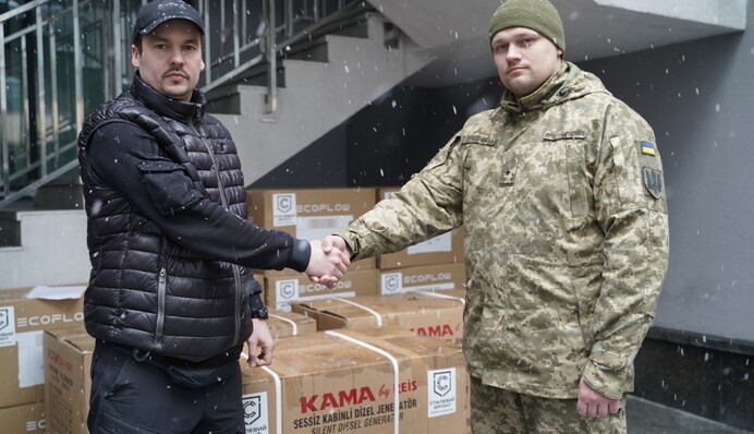 Сталевий фронт Ахметова передав енергетичне обладнання для K2 на 2 млн грн