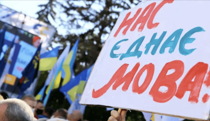 «Если вы с детства говорите на украинском - это не ваша личная заслуга»: художница разоблачила языковое высокомерие