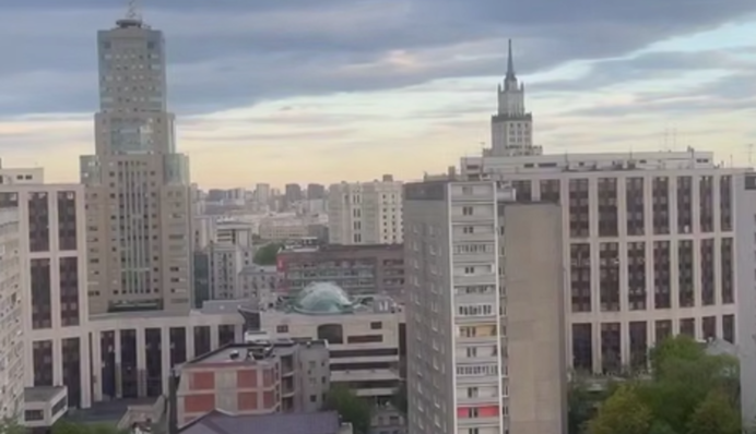 Лунали щонайменше 10 хвилин: росіян налякали сигнали повітряної тривоги у Москві