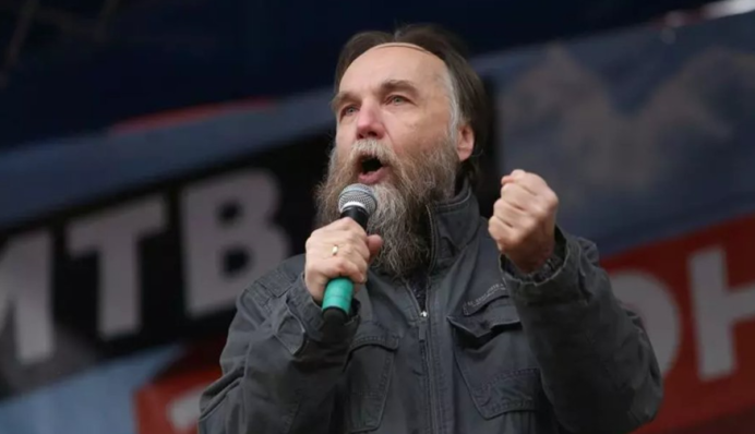 Дугин, Кеосаян и не только: Казахстан закрыл въезд известным российским пропагандистам