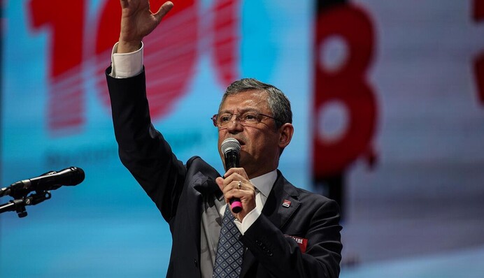 В Туреччині напали на лідера опозиції