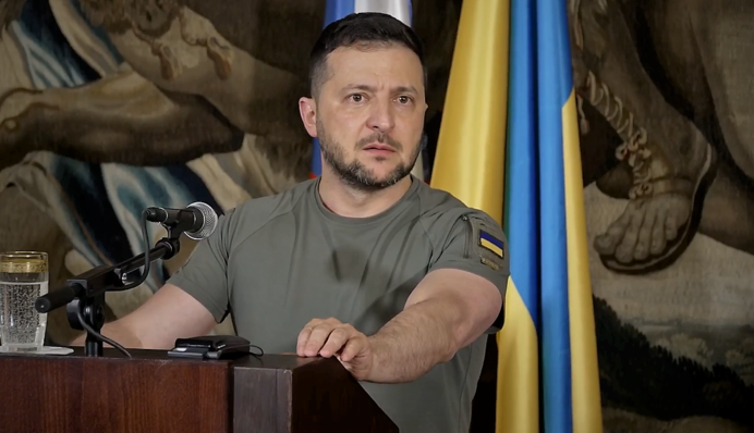 Зеленський: Деякі діячі блокують вступ України до ЄС заради кращого місця на Червоній площі