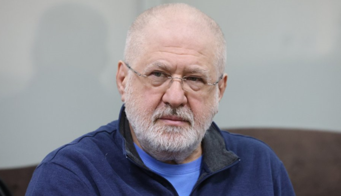 Коломойскому продлили меру пресечения