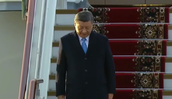 Си Цзиньпин прибыл в Москву: Путин решил не встречать лидера КНР в аэропорту