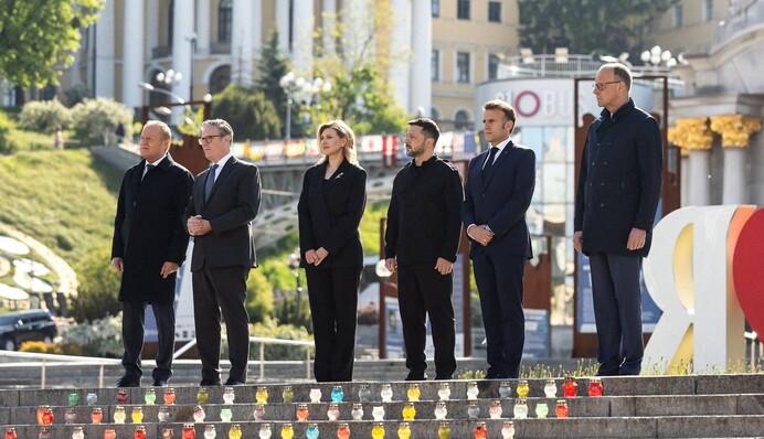 ​Мерц з Києва пригрозив Путіну новими санкціями