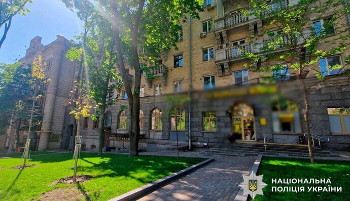 Адвокат мошенническим путем завладел тремя квартирами в центре Киева