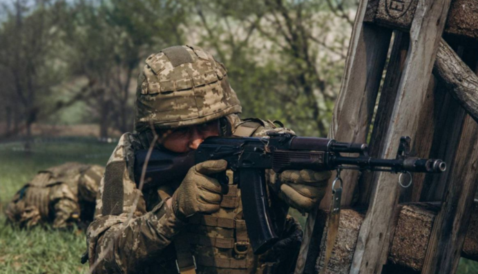 В тылу врага и «с эффектом неожиданности» - украинские воины уничтожили штурмовую группу россиян