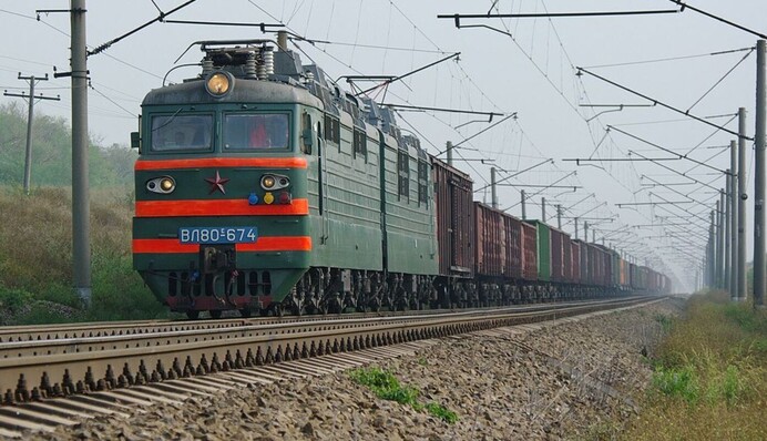 Росіяни атакували дроном цивільний вантажний поїзд на Донеччині