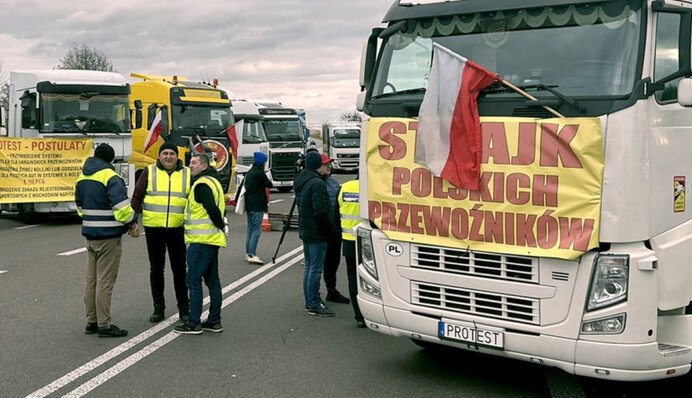 ​Польский суд запретил протестующим блокировать границу