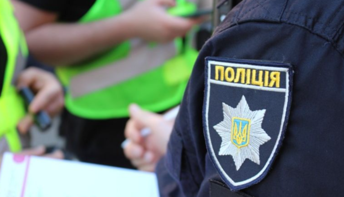 Ребенок выпал из окна киевской школы