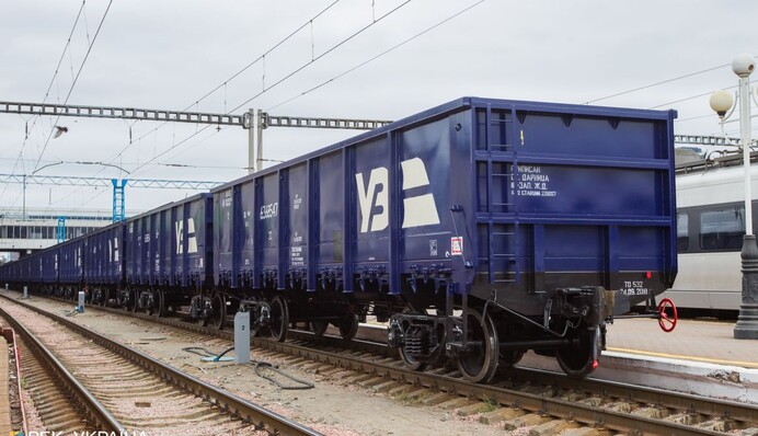 Транспортные компании призвали министра развития Кулебу не повышать тарифы на контейнерные перевозки - письмо