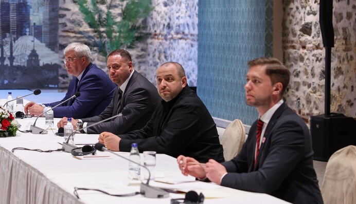 Зустріч у Стамбулі: делегація РФ не хоче бачити США за столом переговорів щодо України