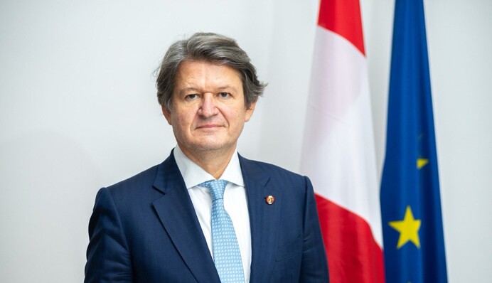 РФ не дает права быть украинцами на оккупированных территориях — австрийский евродепутат