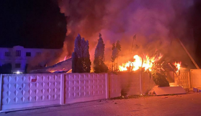 Массированная атака на Полтавщину: враг попал в здание одного из предприятий