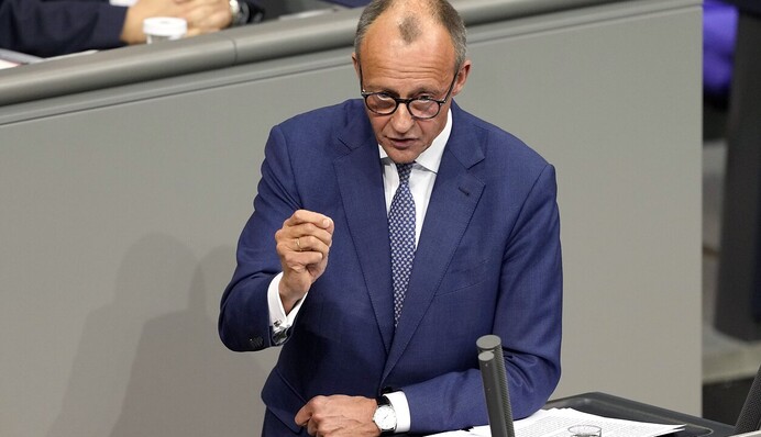 Мерц підтримав заборону відновлення роботи газопроводів 