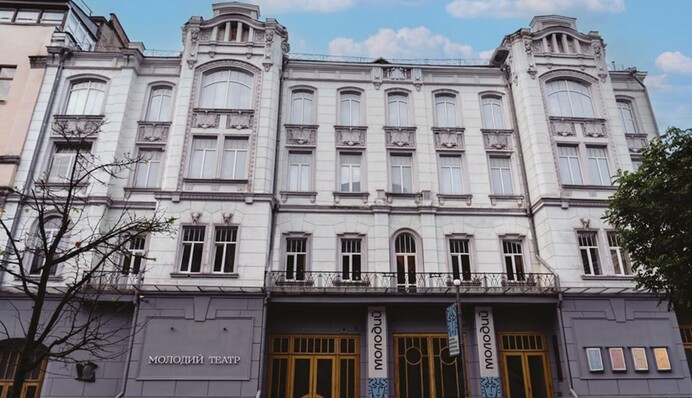 Станислав Моисеев заменит Билоуса на должности художественного руководителя Молодого театра