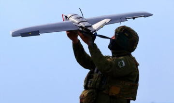 «Оттягивают половину всей ПВО»: военный объяснил тактику дроновых атак на Москву