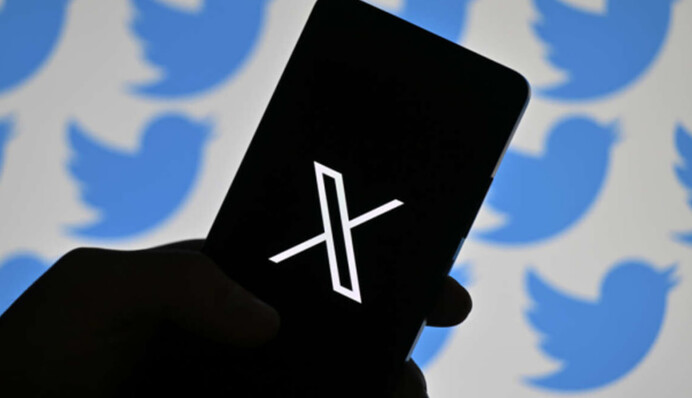 Соцсеть X дала сбой