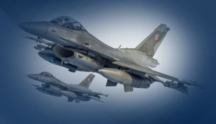 ​Польща підняла свої літаки на тлі масованого російського обстрілу України