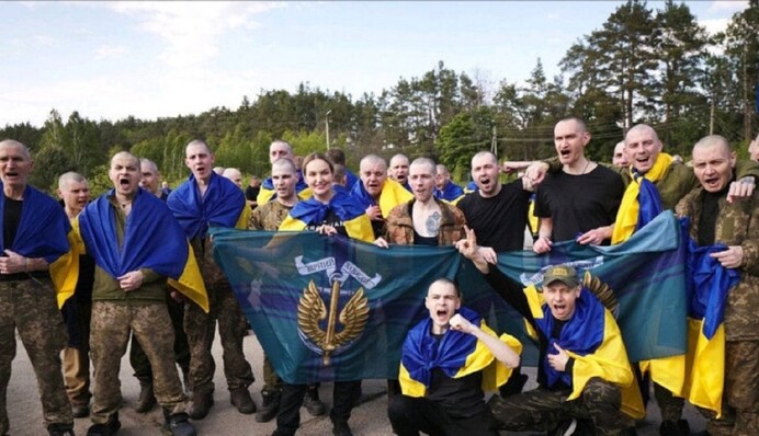 Пятеро энергетиков и шахтеров ДТЭК вернулись из российского плена