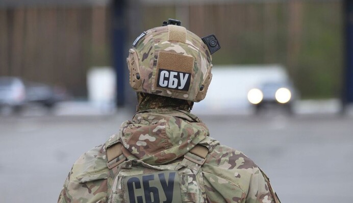 Прокремлевский житель Хмельницкой области наводил ракеты на аэродромы ВСУ - СБУ