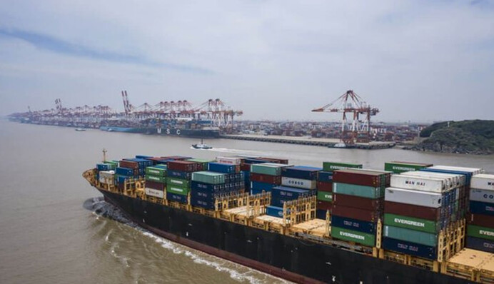 ​Трамп звинуватив Китай у порушенні митної угоди