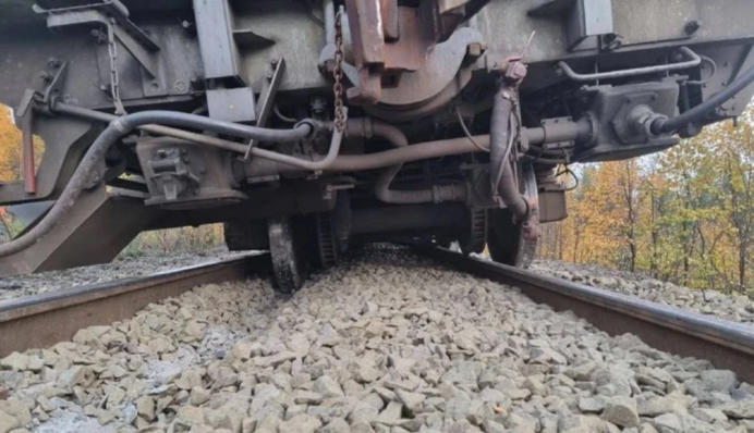 В Брянській та Курській областях Росії обвалилися два мости