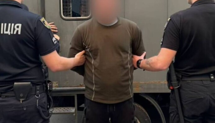 У Житомирі затримали чоловіка, який напередодні кинув гранату у людей