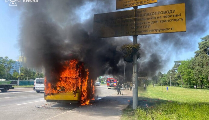 ​В Киеве на ходу вспыхнула маршрутка