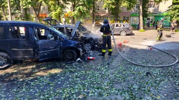Россия ударила по автомобилям в центре Сум - есть погибший и много раненых