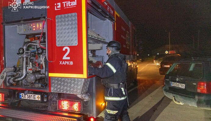 Російські дрони вдарили по Харкову та Прилуках: є поранені, загиблі й масштабні пожежі