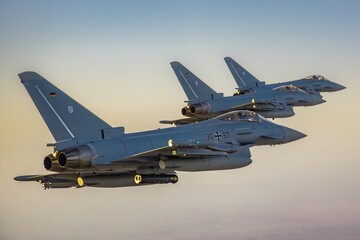 Перебував над Балтійським морем: Німеччина піднімала винищувачі Eurofighter через літак РФ