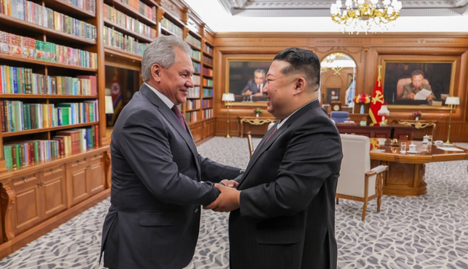 Лидер КНДР заверил Шойгу в полной поддержке РФ в отношении Украины и мировой политики