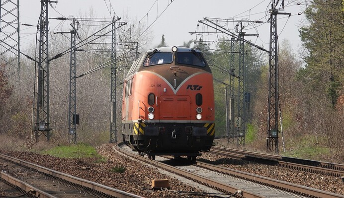 Вже п'ятий підрив за останні кілька днів - у Росії тепловоз зійшов з рейок через вибух на коліях