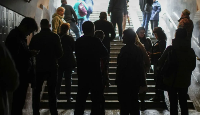 Большинство украинцев готовы нести бремя войны столько, сколько нужно – опрос КМИС