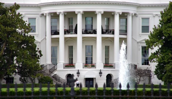 The Atlantic: атака на аэродромы РФ вызвала в США дискуссию о поддержке Киева