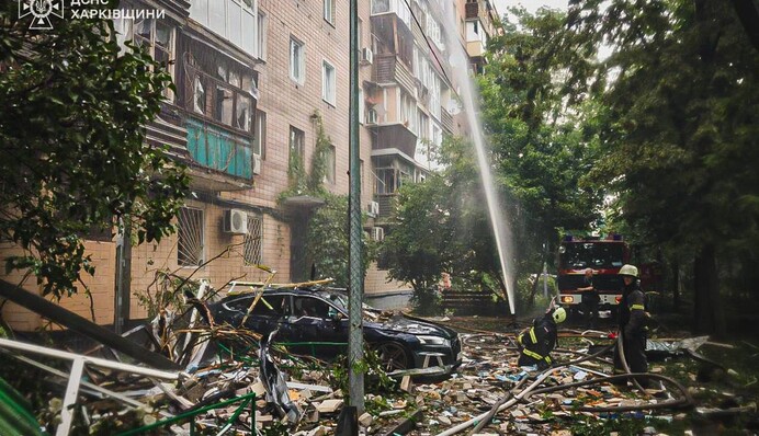 ​РФ масовано вдарила по Харкову: є загиблі та десятки поранених
