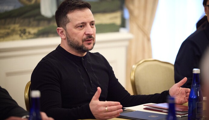 Зеленский заявил, что США передали 20 тысяч ракет против дронов для Ближнего Востока вместо Украины