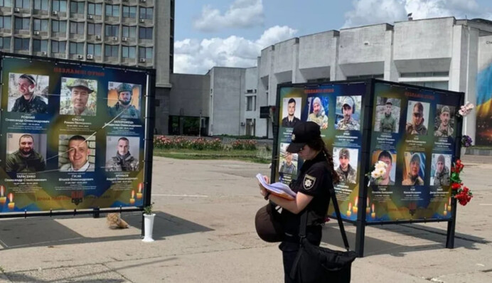 ​Вандали залишили символ «Z» на Алеї Слави в Сумах — поліція розслідує