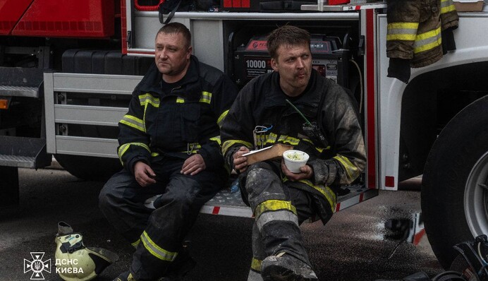 Ночная атака на Киев: ГСЧС завершила основные спасательные работы