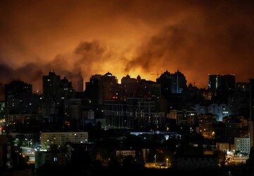 Киев пережил массированную атаку ракетами и дронами: что известно о последствиях